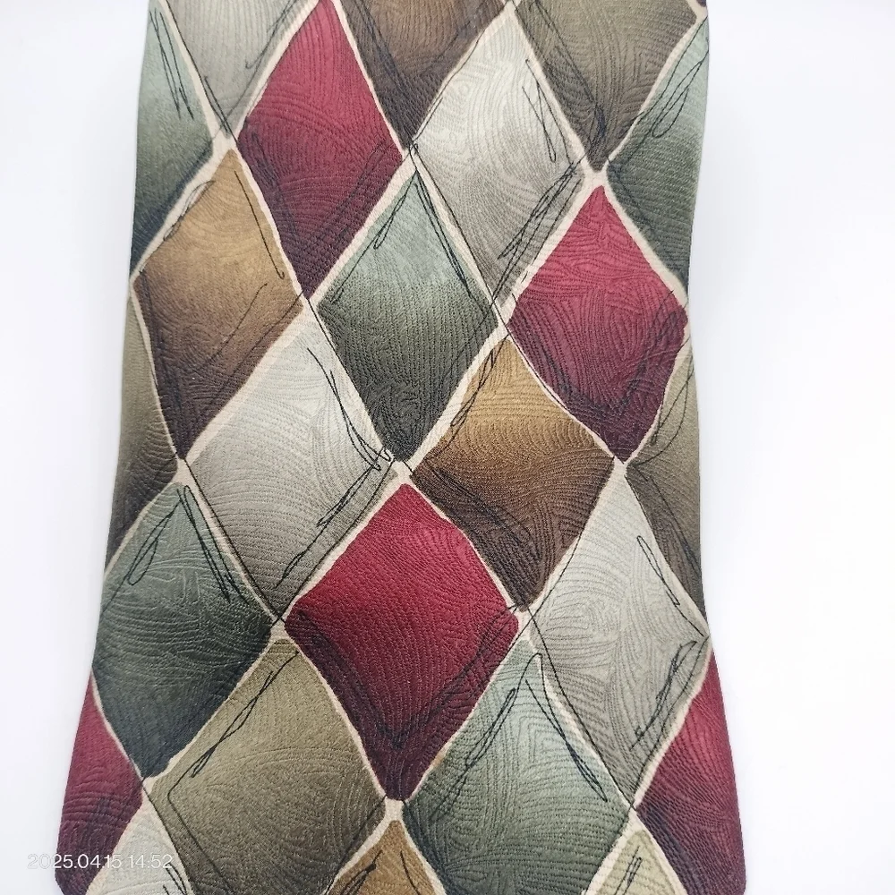 J. Garcia Silk Necktie Multicolor Diamond Pattern Tie Lady with Argle Socks 1996